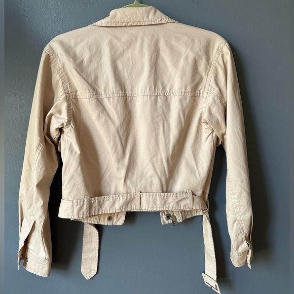 A&F Cream Cargo Jacket - Picture 6 of 8